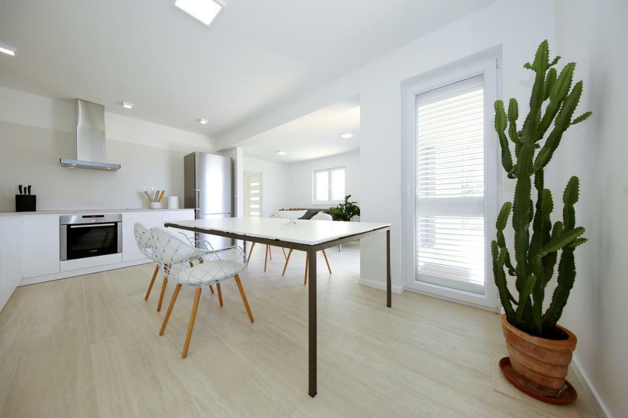Valadar Apartments Privlaka  Ngoại thất bức ảnh